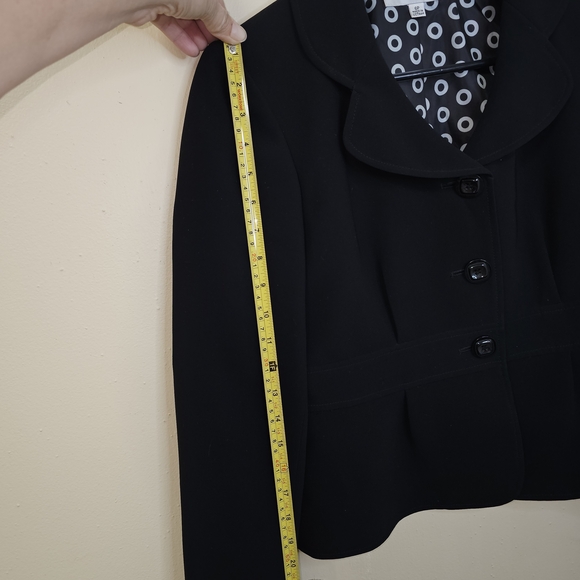 NEW Le Suit Petite 6P Women's Black Lined Suit Jacket Blazer Polyester RN 54050 - Picture 5 of 14